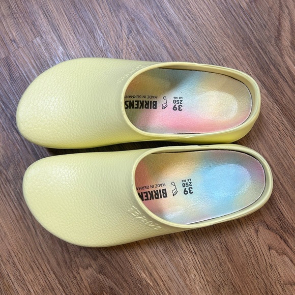 Birkenstock Light Yellow Mules - Picture 2 of 3